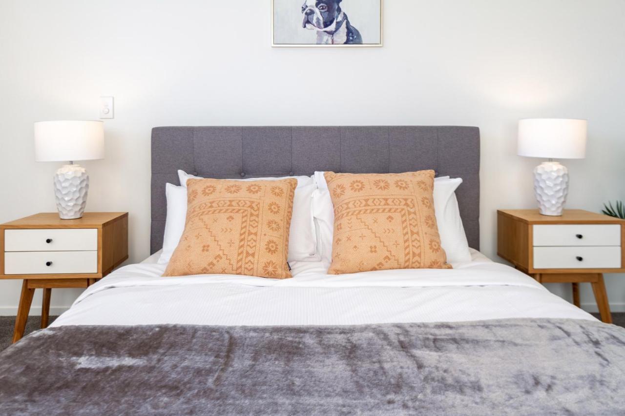Urban Park Escape 2 Bed 2 Bath W/Carpark Christchurch Exterior photo